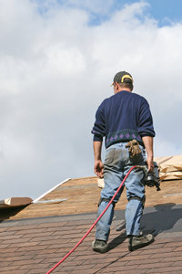 roofer on roof